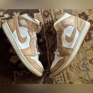 Jordan 1 mid tan gum size 11